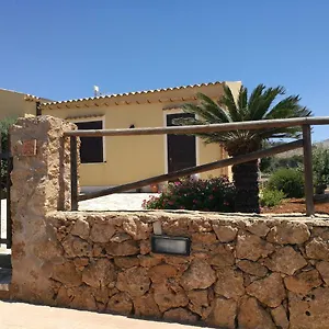 Casa vacanze La Dei Girasoli, Custonaci